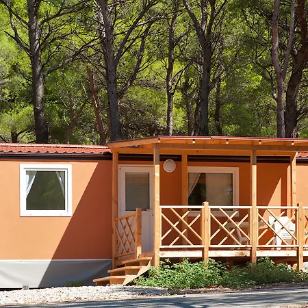 Kompleks wypoczynkowy Mobile Homes Camp Basko Polje - Adriatic Kampovi Baška Voda